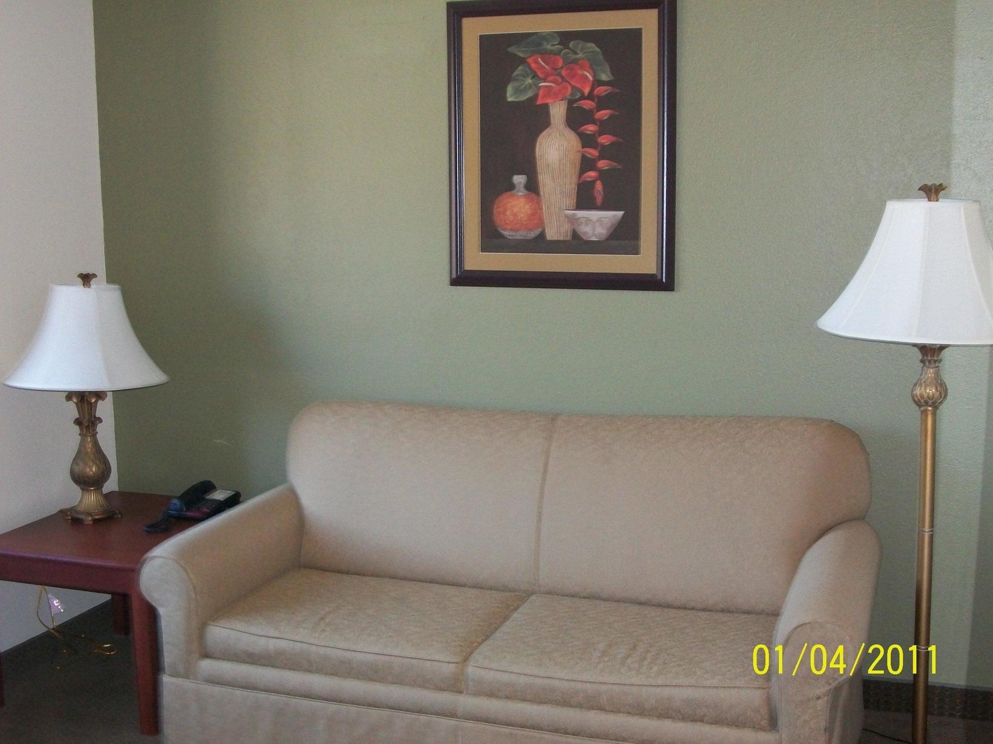 Quality & Next To Mountain Arts Center Hotel 2*