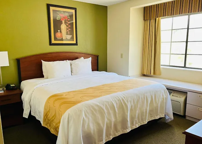 Quality Inn & Suites Prestonsburg Next To Mountain Arts Center
