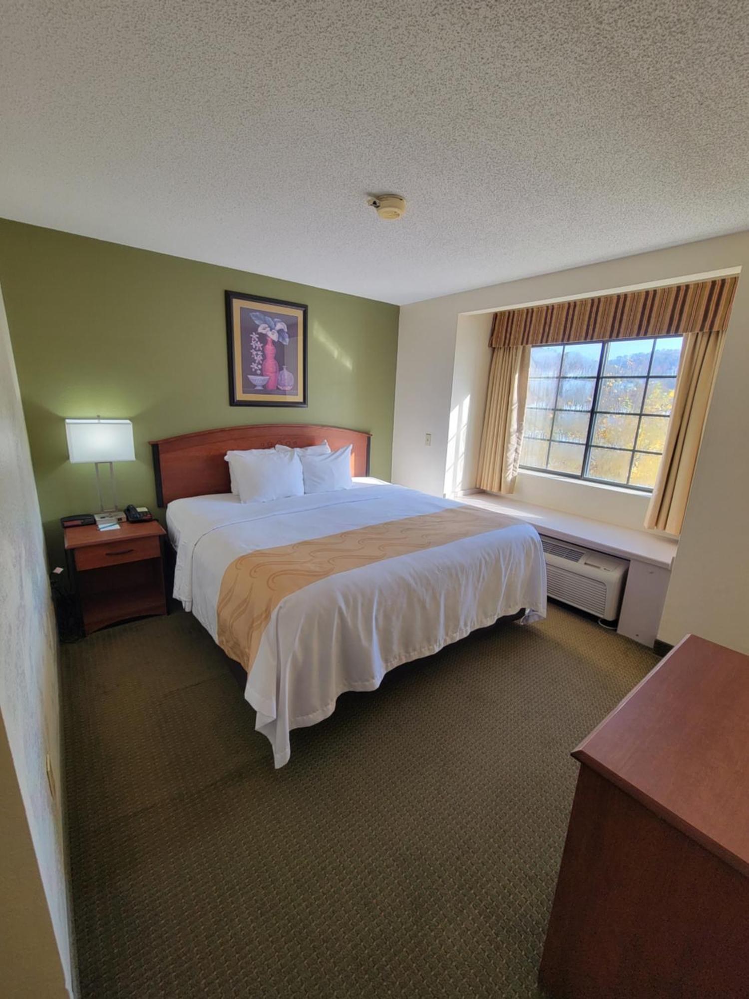 Quality & Next To Mountain Arts Center Hotel 2*