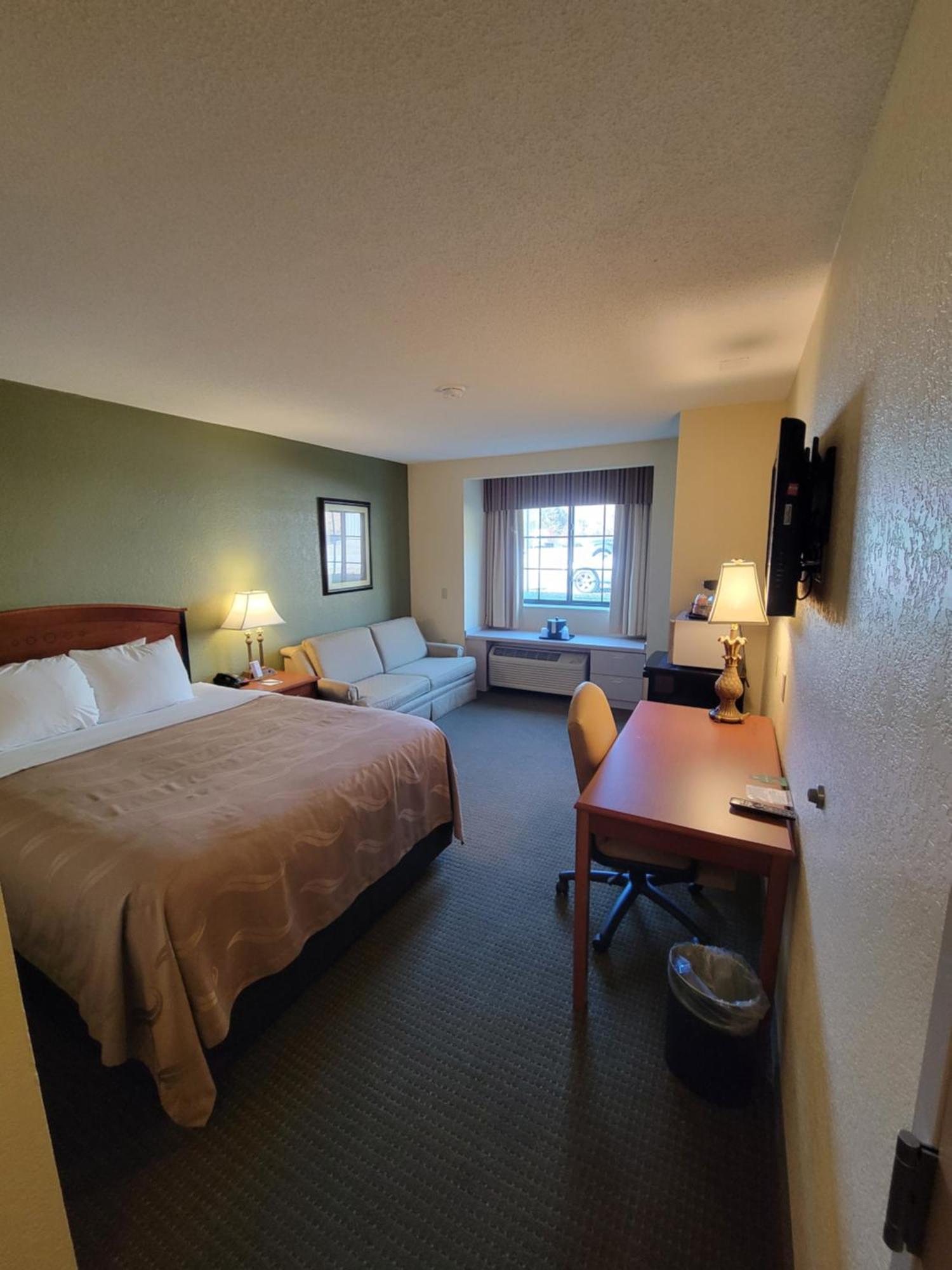 Hotel Quality & Next To Mountain Arts Center Prestonsburg